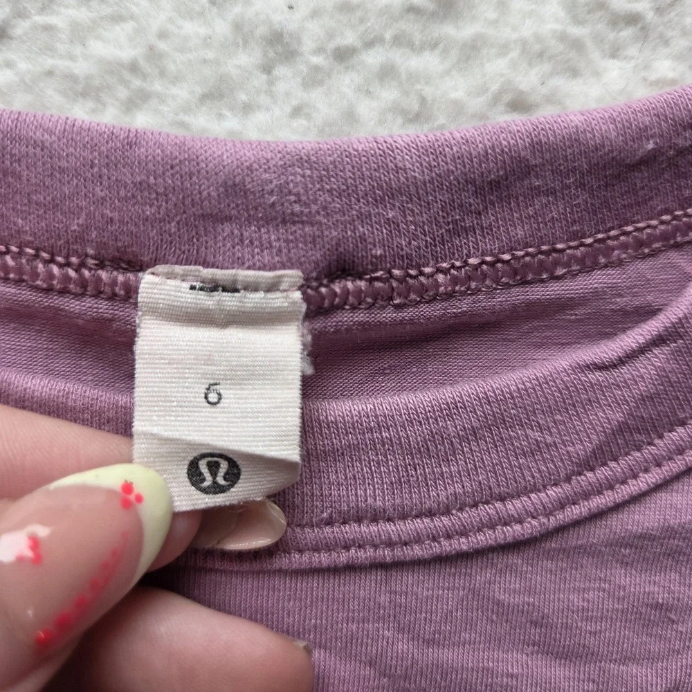 Lululemon Long Sleeve Shirt Womens 6 Purple Crew Neck Yoga Top